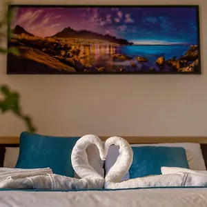 Exclusive With A View Of Castle And Vltava River Apartment